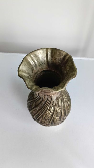 Vintage , масивна , метална , посребрена ваза