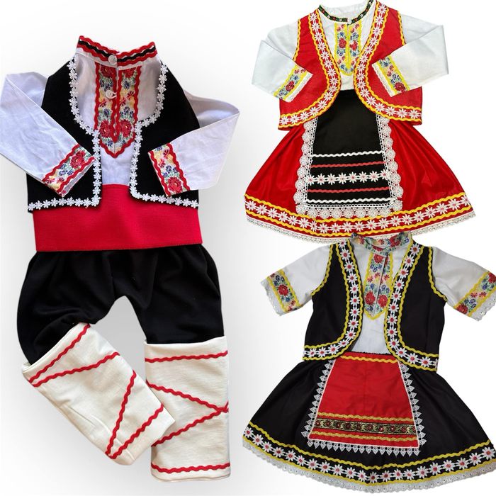 Народни носии за Мама Тати и дете