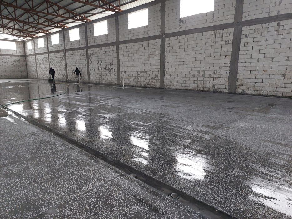 Стяжка топинг шлифовка Мраморный крошка Мазайка Полировка делаем качес