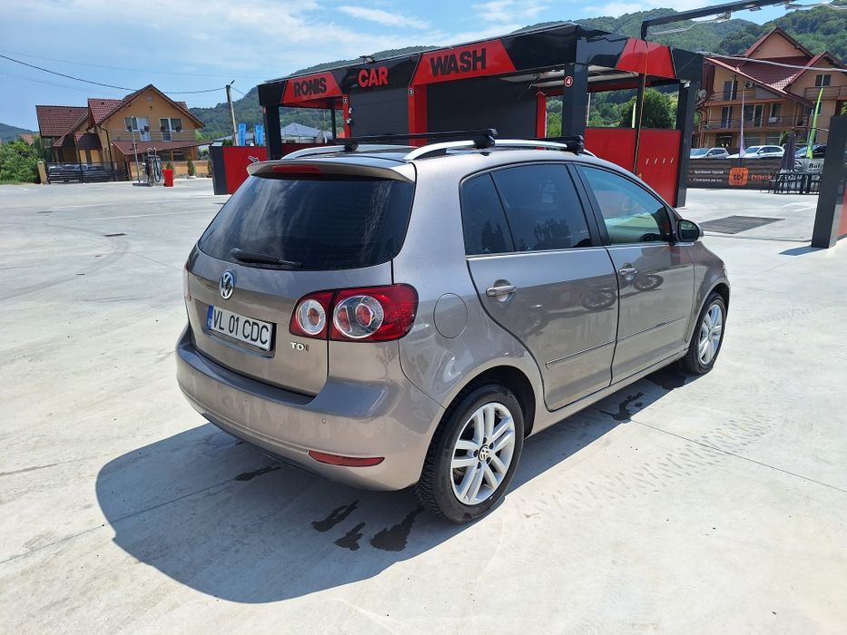 VOLKSWAGEN Golf Plus 2011 — imagine 3