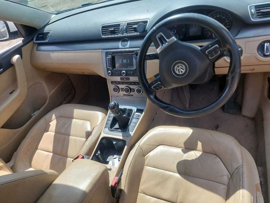 Dezmembram Volkswagen Passat B7 1.6 tdi 105 cp An 2012
Cod motor CAYC