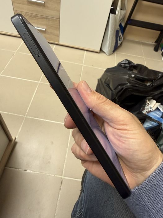 Oppo A18 4/64gb отличен