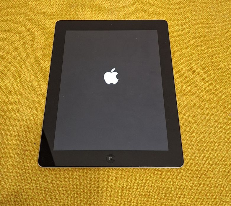 Tableta iPad Apple generația  4