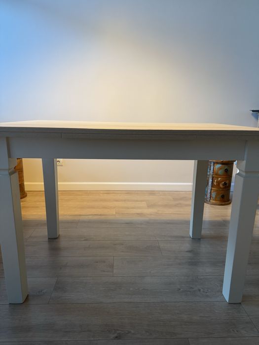 Masa extensibila 80/120-180 cm impecabila, lucrata manual