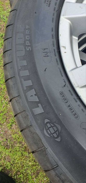 MICHELIN LatitudE SporT | 255 / 55 / R18