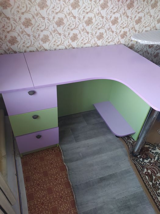 Продам двухъярусную кровать