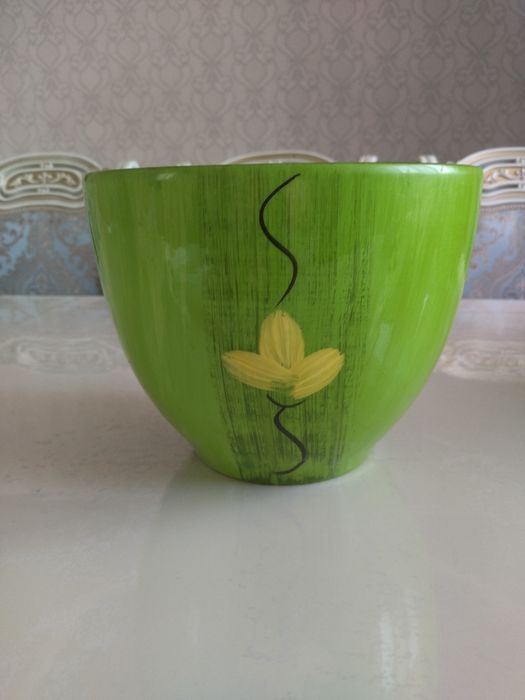 Керамические цветочные горшки