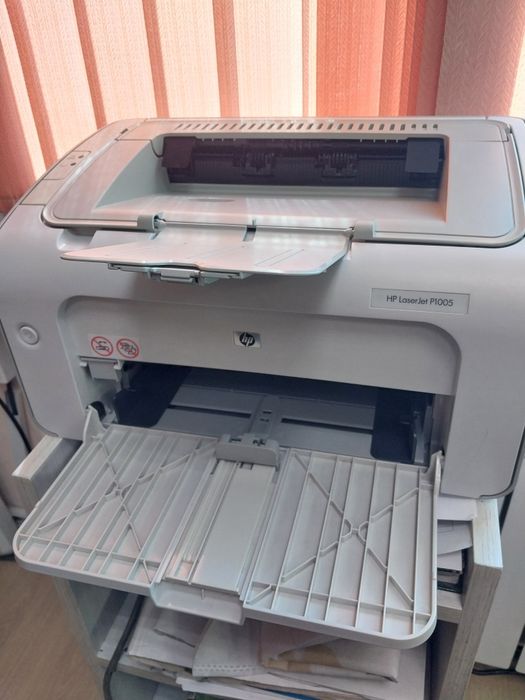 Принтер HP Laser Jet P1005