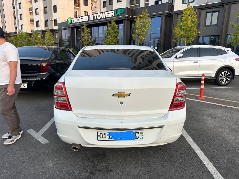 Продается кобальт 2016 года