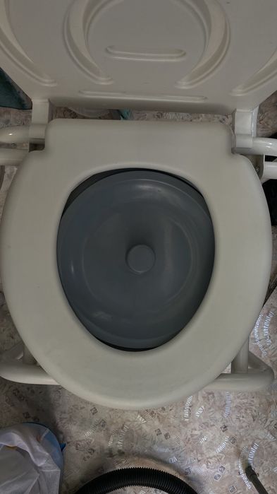 биотуалет в хорошем состояние