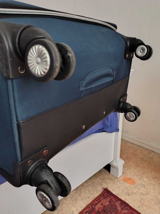 Чемодан размер XL Samsonite текстиль. 82 см