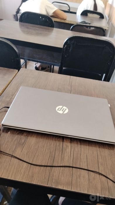 Hp noutbuk  windows 10 pro