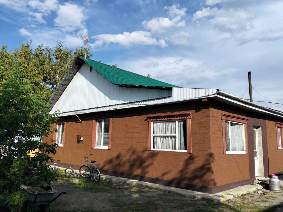 п. Ждановка Два дома на одном участке 28 сотки