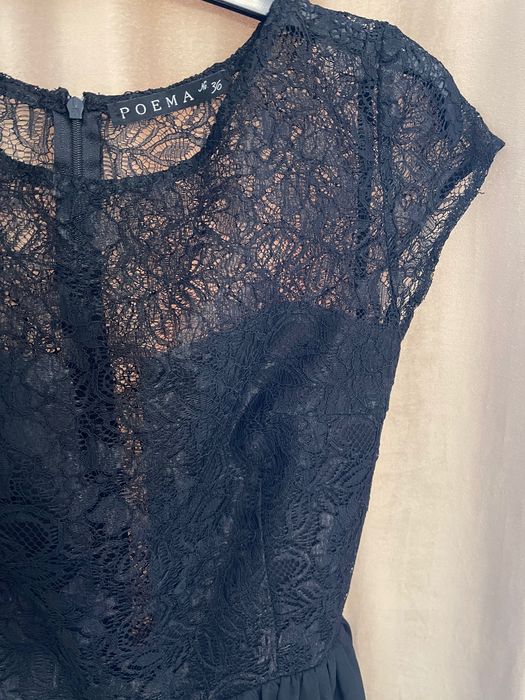 Rochie Poema, cu dantela neagră