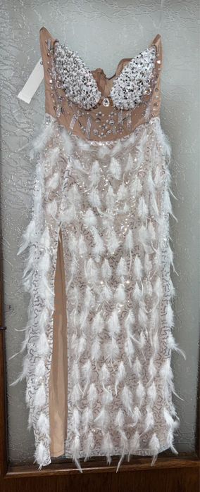 Rochie de ocazie cu pene