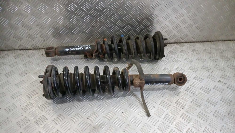 Предни макферсони Kia Sorento 2004г.