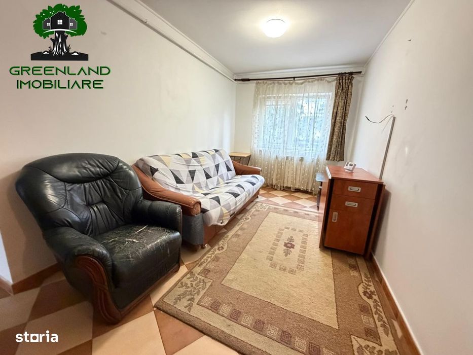 Apartament 4 camere, DECOMANDAT, ETAJ 1, bloc 1980, Gradinari