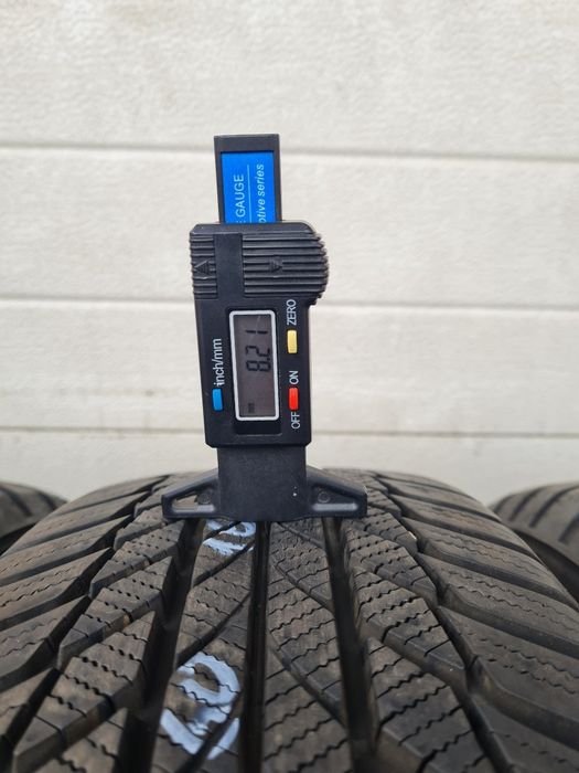Зимни гуми 4 броя BRIDGESTONE Blizzak LM001 185 60 R16 дот 0620