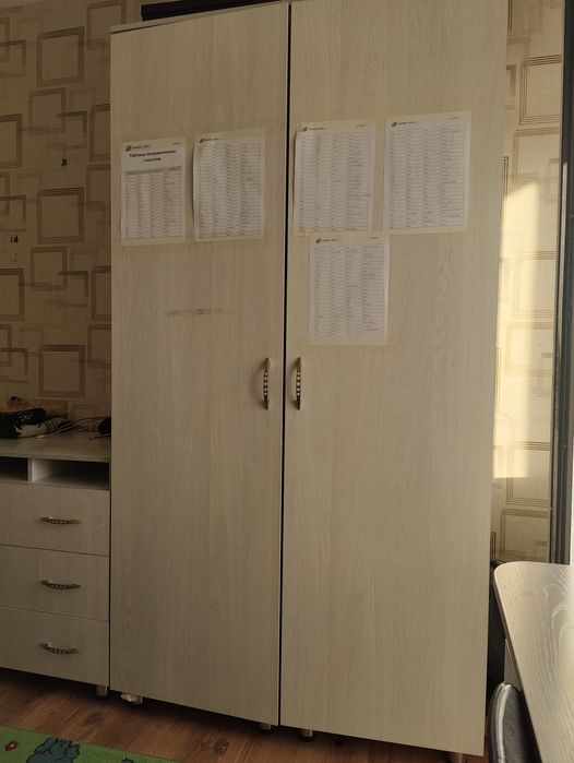 Срочно продам подростковую  мебель