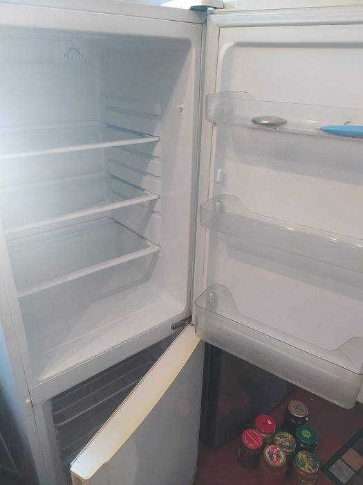 Холодильник samsung