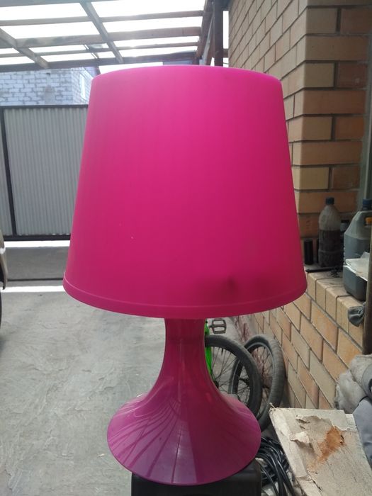 Продам настольные светильники