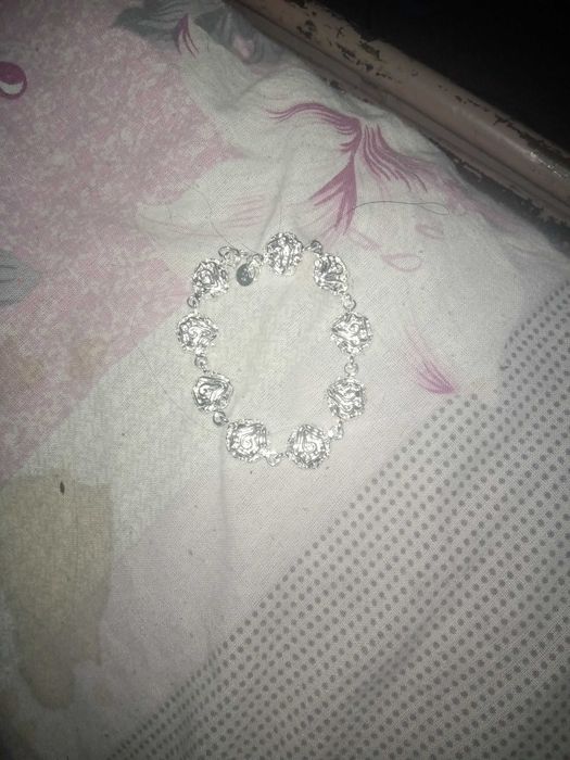 Сребърна гривна с печат