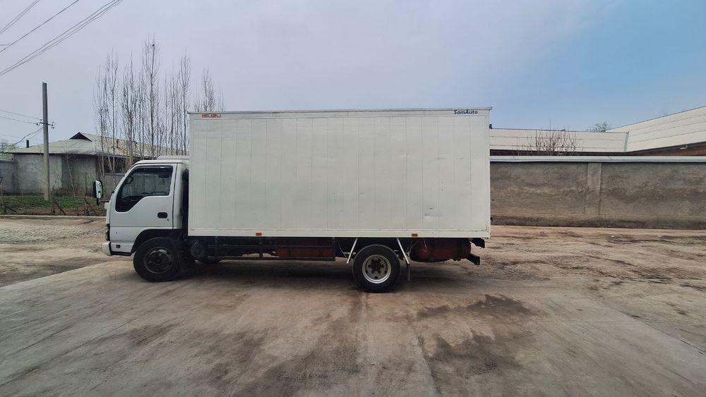 Исузи 2010 пробег  887 652 холати яахши ишлаб турман мошина