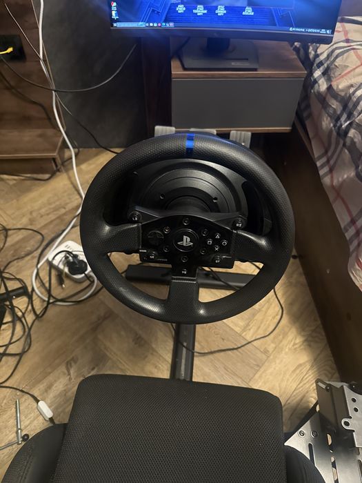 Игровой руль кокпит симулятор  2 руля thrustmaster 300rs gt