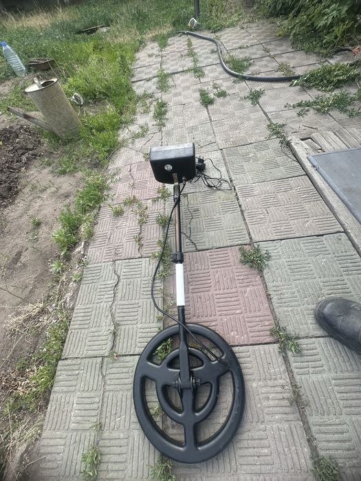 Продам металлоисктель AR944