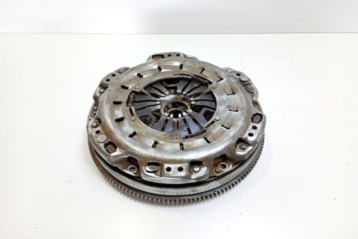 Kit ambreiaj cu volanta masa dubla 2.2 cdi Mercedes-Benz Vito W639 se