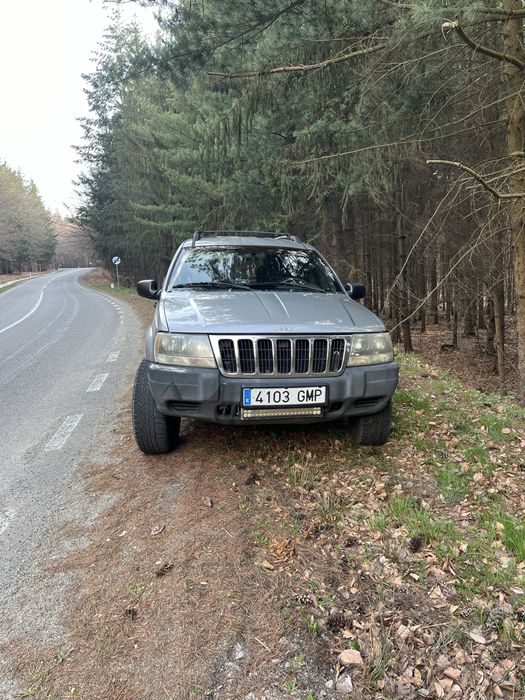 Grand cherokee jeep