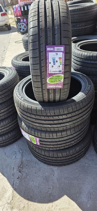 Гуми 245/45/20 нови