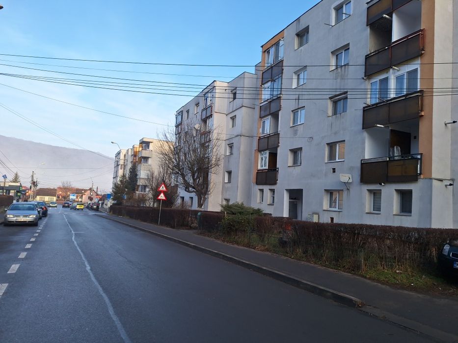 Inchiriez garsonieră