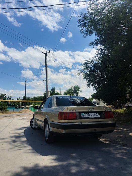 Продается Ауди с4