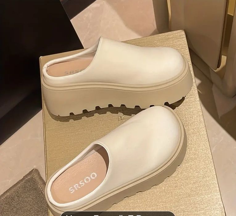 Продам женскую обувь