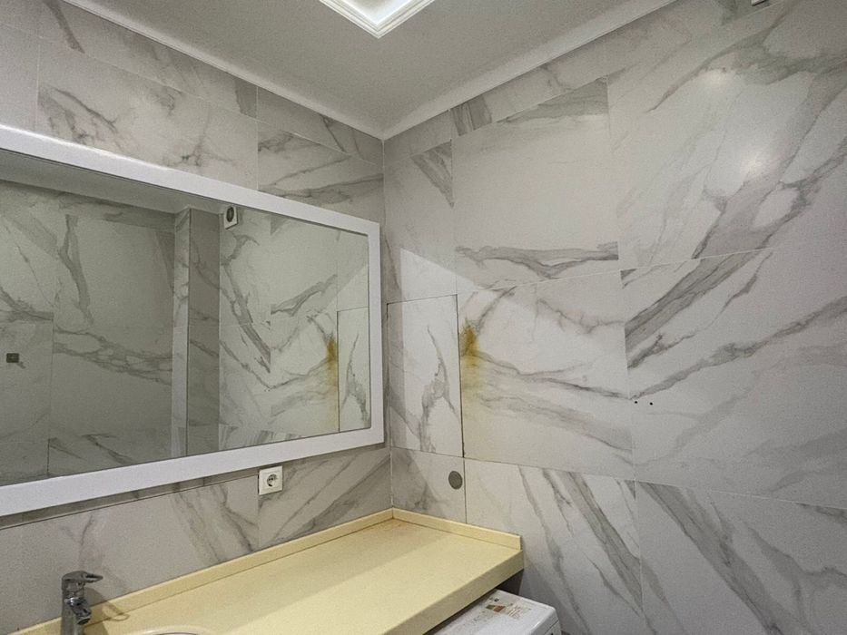 Шкаф в месте столешницы