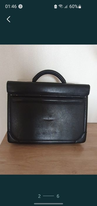 Продам портфель чёрный