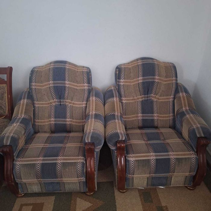 Диван и 2 кресла