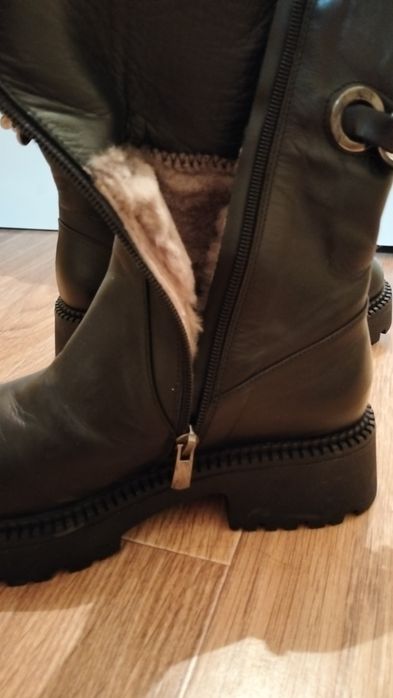Зимняя обувь (сапоги) 36р