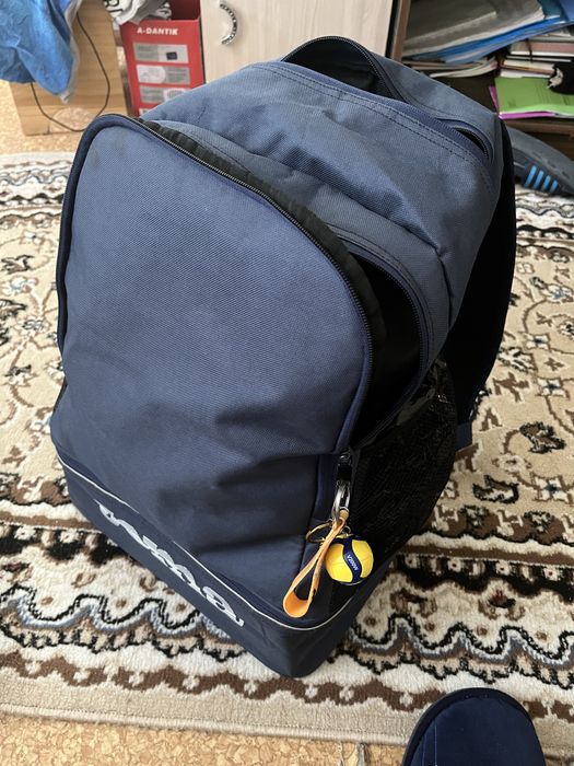 Сумка волейбольная очень хорошая состояние отличный материял