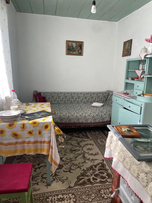 casa + curte de vanzare