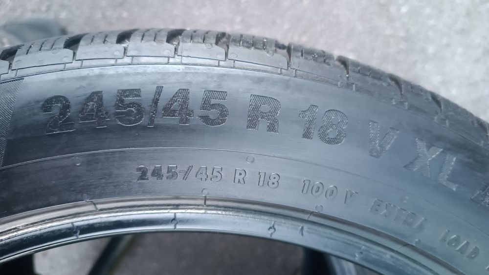 245/45/18 Continental