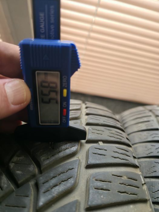 3бр Зимни Гуми (Fulda- 2бр и Continental-1бр)