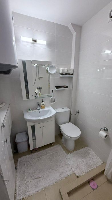 Дава се под наем Двустаен апартамент в Бургас, Лазур - 65 кв.м за 528.36 € - Снимка #4