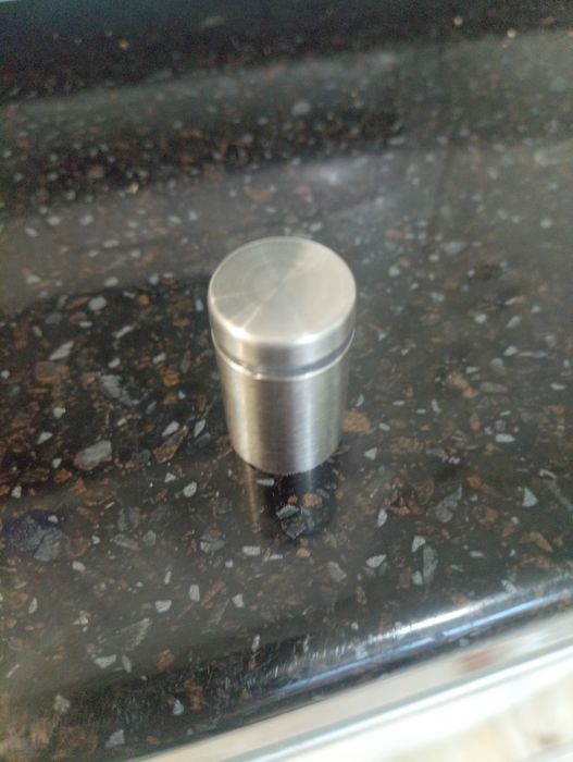 Продам декоративные крепежи