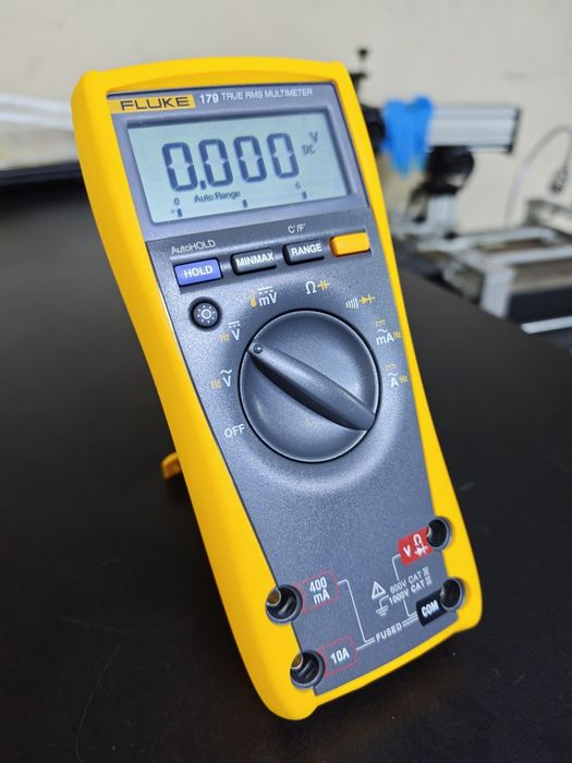 Продам Fluke 179