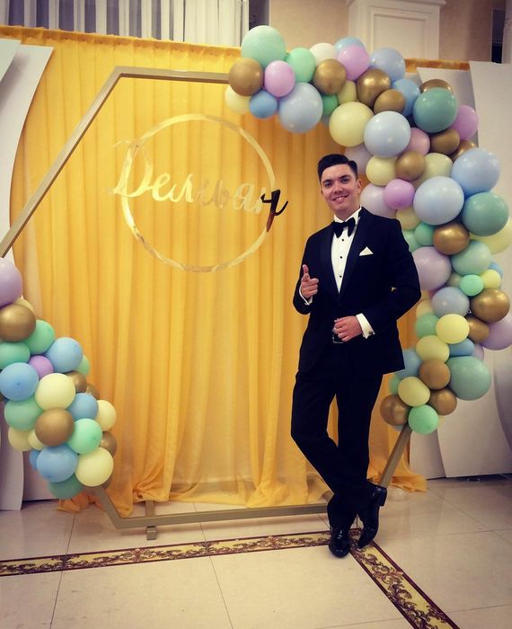 Шоумен/ Ведущий/ Тамада