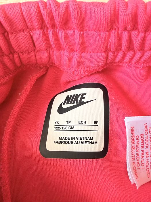 Nike Tech Fleece размер XS 122-128см