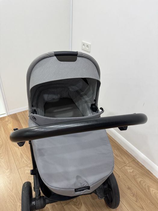 Продам коляску easywalker