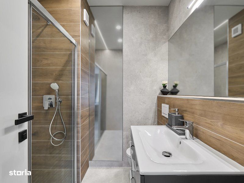 Apartament 4 camere de inchiriat superb-Zona Pipera/Aviației -2000 Eur